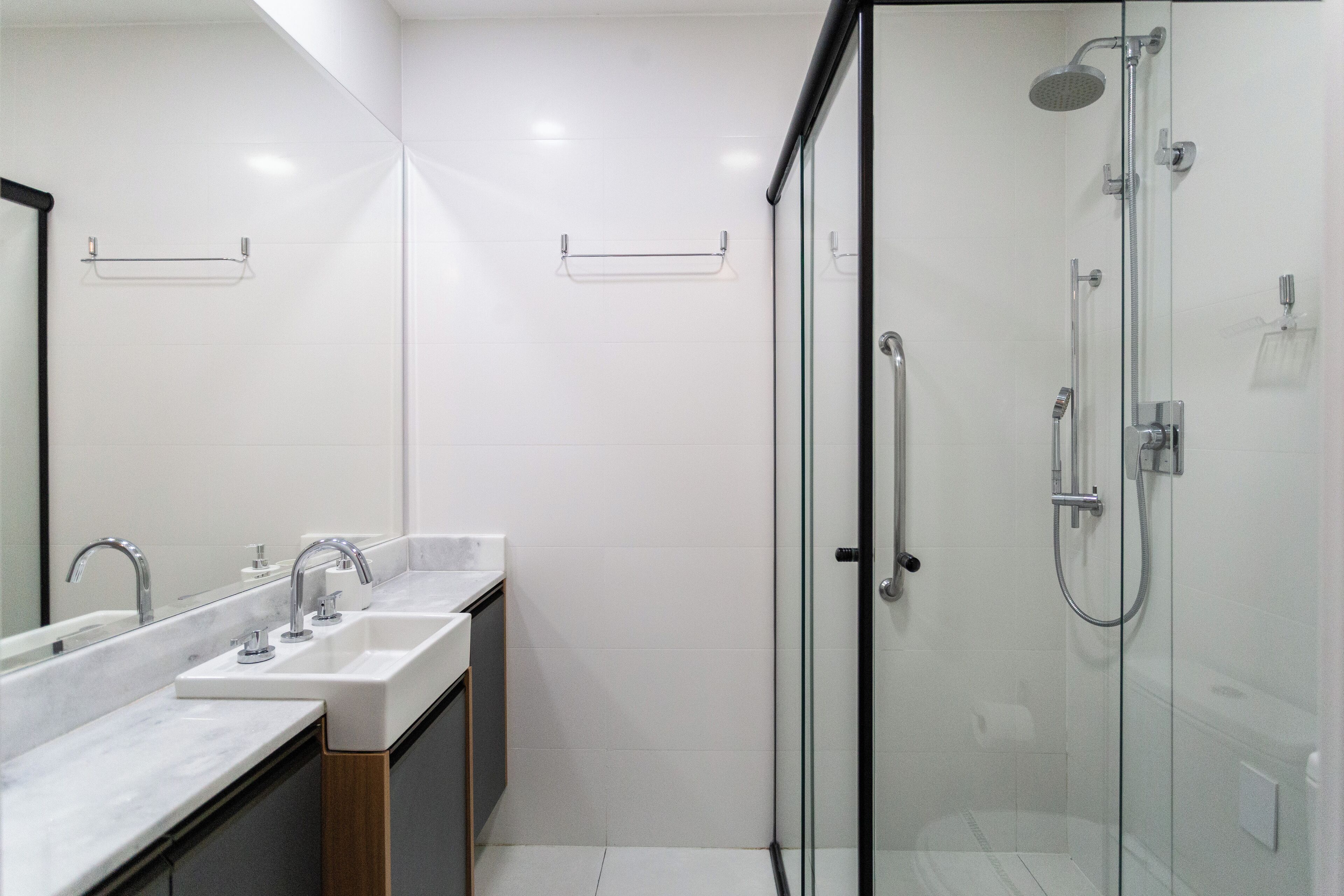 Studio | Bathroom