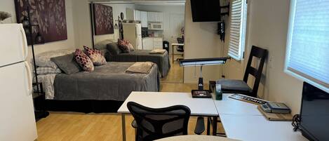 1 bedroom, desk, WiFi, bed sheets