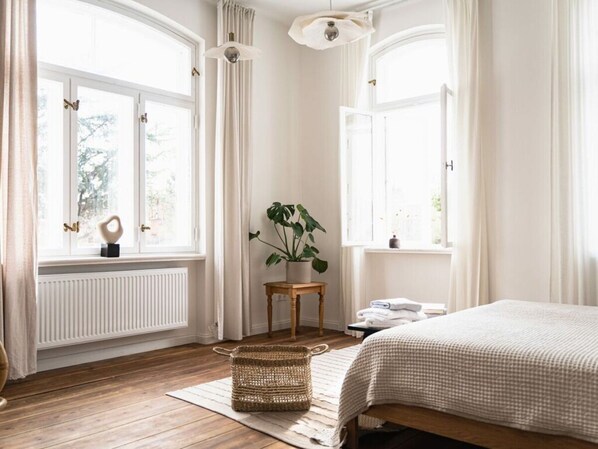 Hus | 2 sovrum, unika möbler och strykjärn/strykbräda