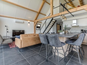 Dining - Holiday Home in Netherlands Pond View (Baarle-Nassau)