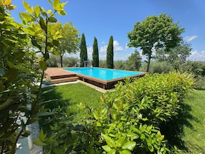 Casa | Piscina | Una piscina cubierta, una piscina al aire libre