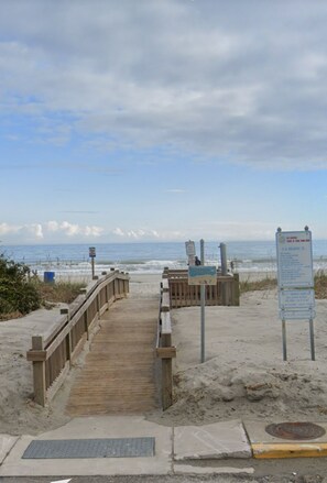Beach/ocean view