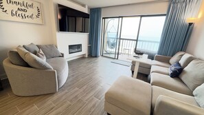 Smart-tv, pejs, videobibliotek, stereoanlæg