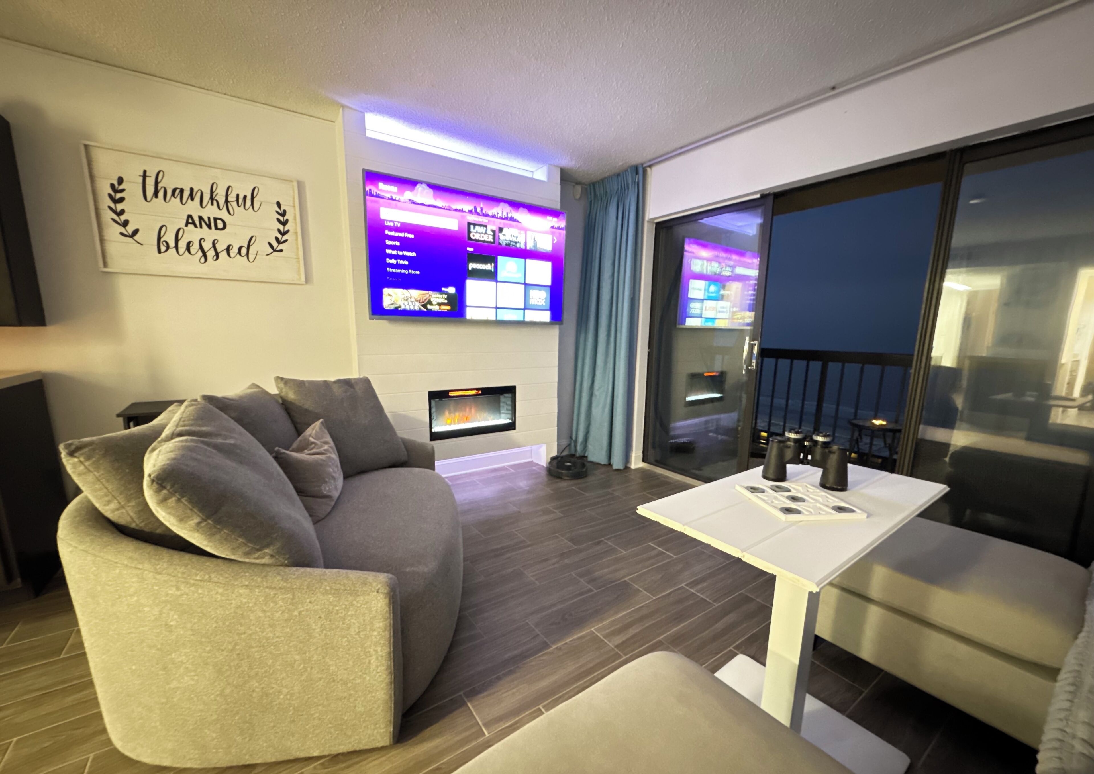 Smart TV, fireplace, stereo