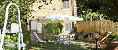Cottage | Property grounds