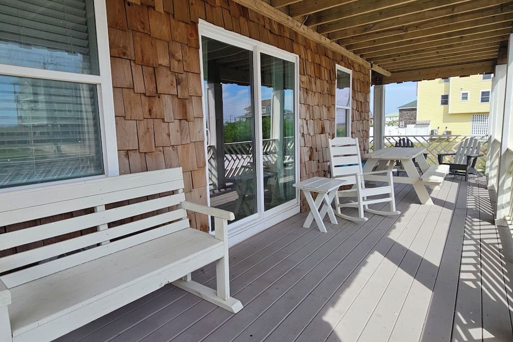 Beach Road Bed and Breakfast - Colington Island, NC