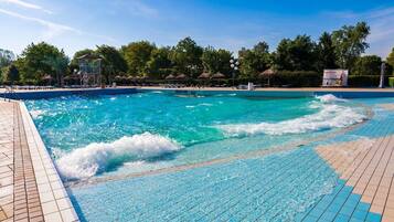 Apartment | Kolam renang