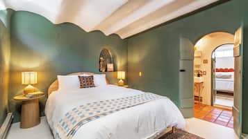 2 slaapkamers, een strijkplank/strijkijzer, reisbedje, gratis wifi