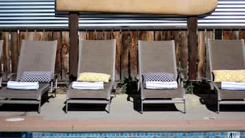 Piscina stagionale all'aperto