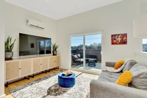 Smart TV, books, computer monitors