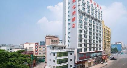 Vienna Hotel (Shenzhen Gushu Metro Station)