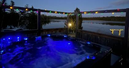 Beautiful Private Lake Retreat - One of a kind!