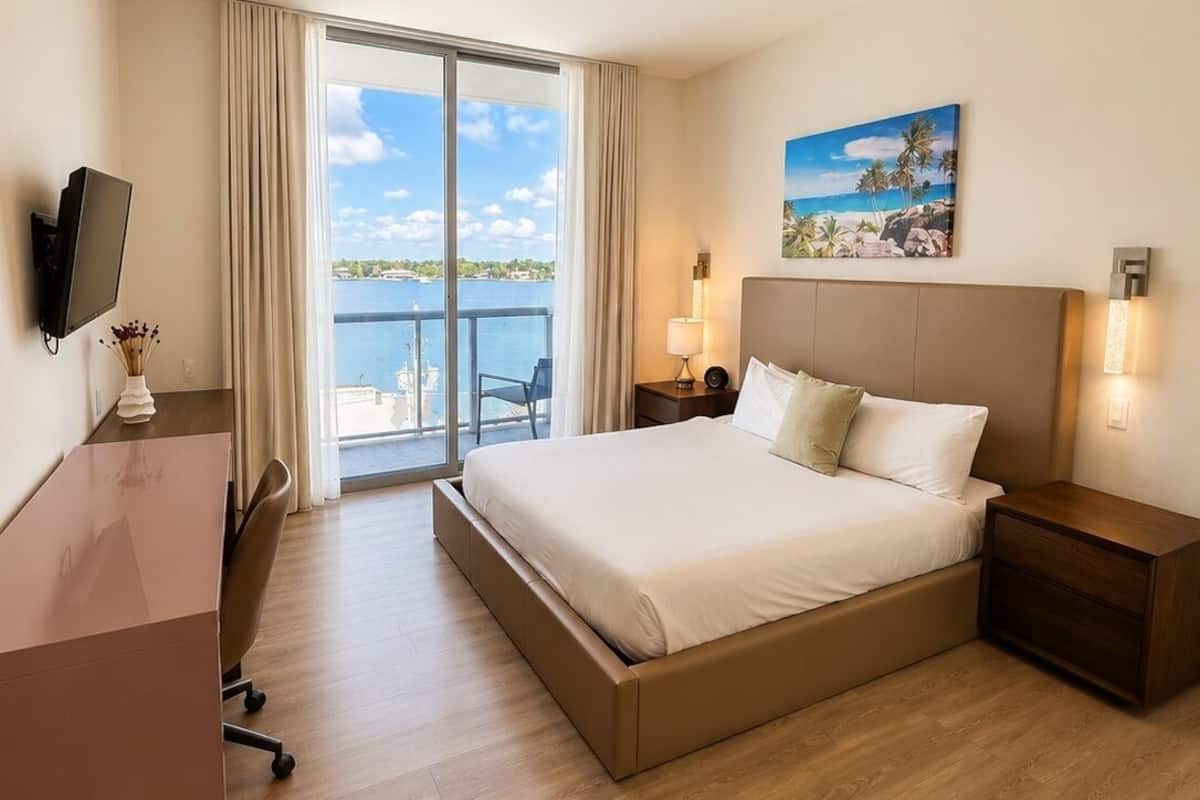 Family Apartment, 2 Bedrooms, Balcony, Bay View | Memory foam beds, in-room safe, desk, laptop workspace