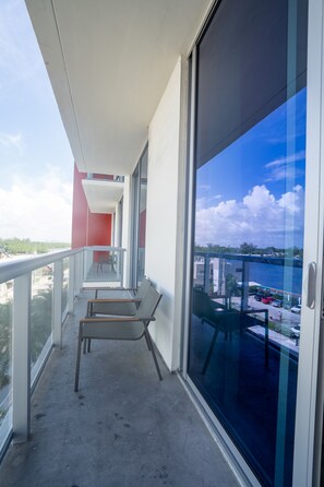 Family Apartment, 2 Bedrooms, Balcony, Bay View | Balcony