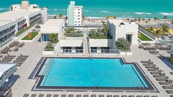 Udendørs pool, liggestole