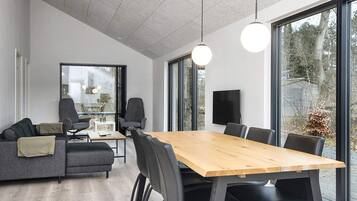 House | Dining