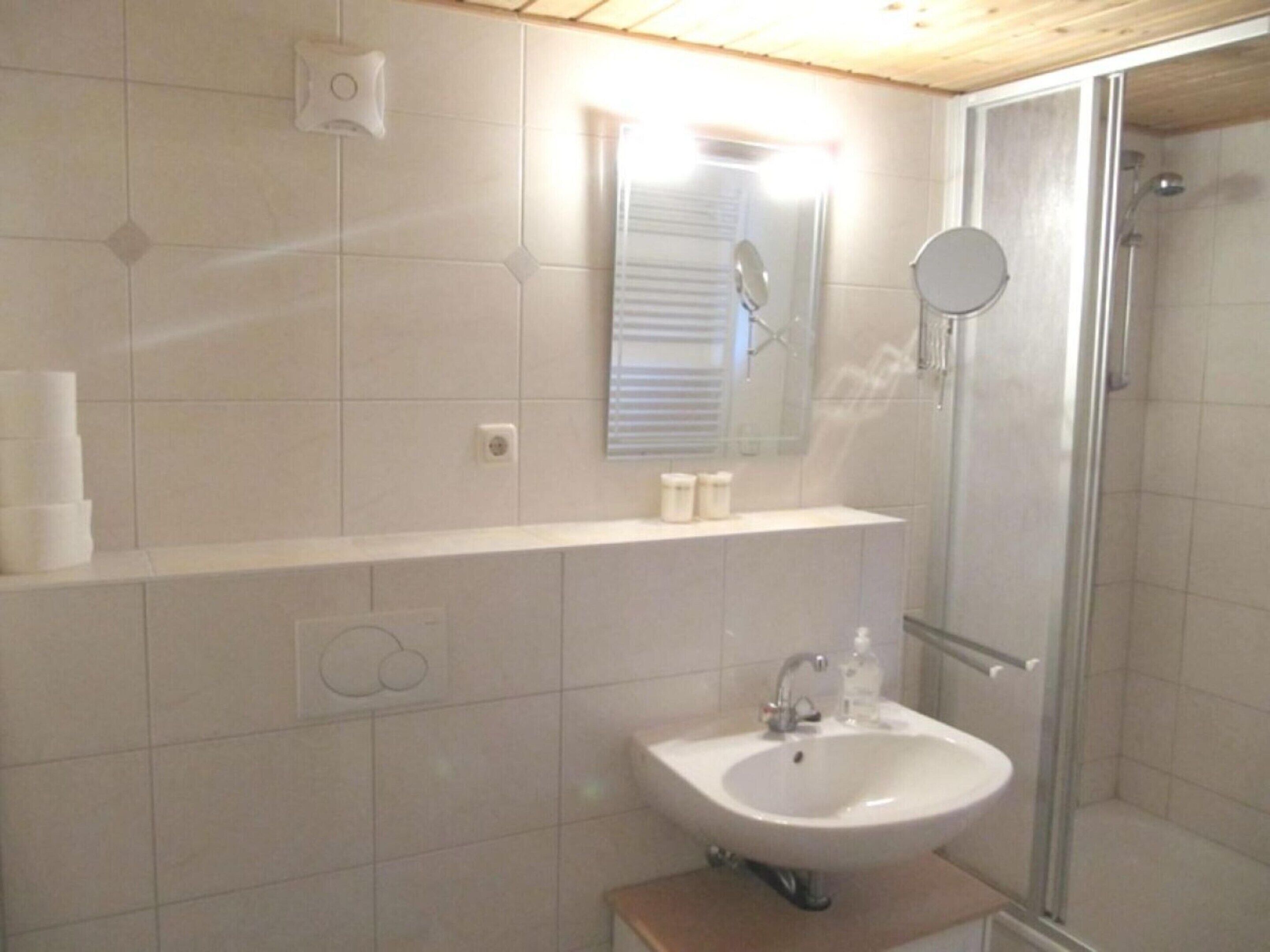 Apartment | Badezimmer