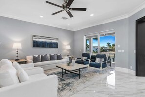 House (5 Bedrooms) | Bahagian dalam