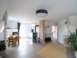 Apartment | Living area