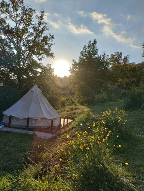 Exclusive Tent | Blackout drapes, free WiFi - Agriturismo Tre Casali (Arpino)