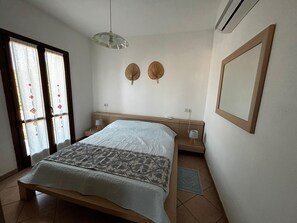 2 Schlafzimmer, Bügeleisen/Bügelbrett, Reisekinderbett, kostenloses WLAN