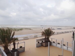 View from property - Apartment in Nieuwpoort Located Near the sea (Nieuwpoort)