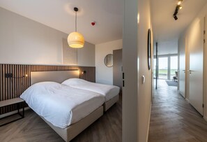 Apartment | 2 bedrooms, individually furnished, bed sheets