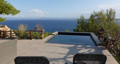 Falcon View Hvar