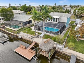 Exterior - HEATED POOL screened in - PET - TIKI - 4 Kayaks - Private Fishing & Boating Dock (Hernando Beach)