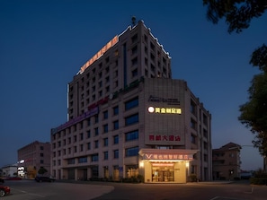 Exterior - Vienna Classic Hotel (Shanghai)