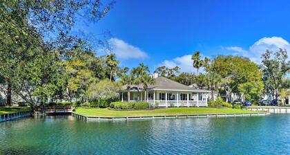 Condo w/ Amazing Amenities: 1 Mi to Beach!
