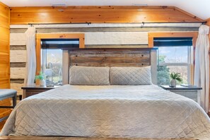 3 makuuhuonetta, silitysrauta/-lauta, Wi-Fi, vuodevaatteet