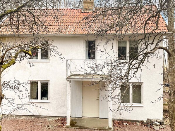 House | Exterior