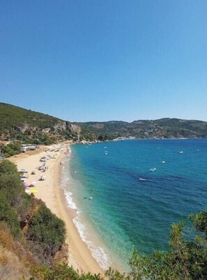 On the beach - Margianou Seaview Apartment 2, near the beach, in Greece. (Kalamos)