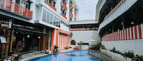 Outdoor pool