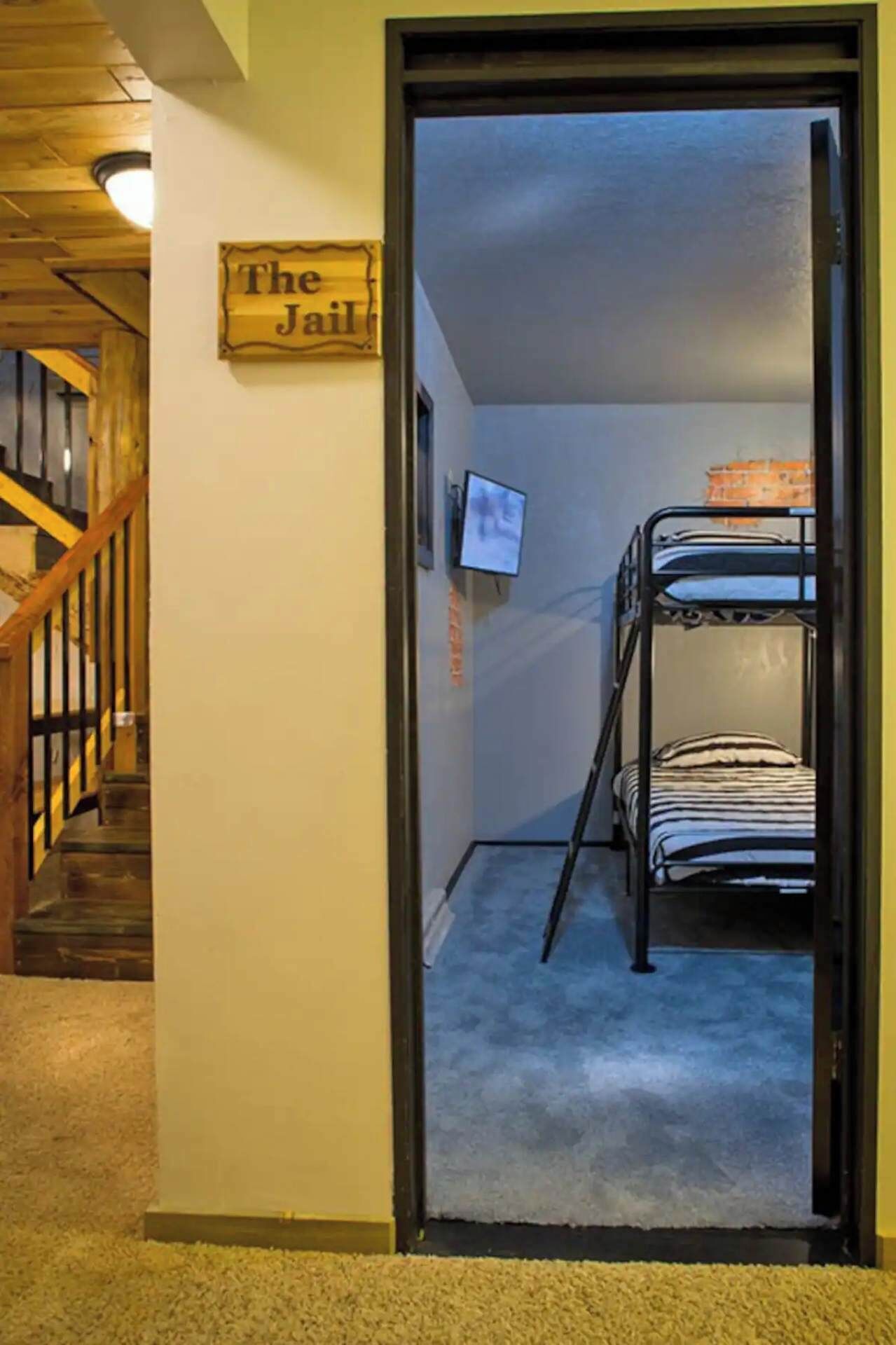 4 habitaciones, tabla de planchar con plancha y wifi gratis 