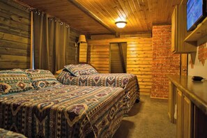 4 soverom, strykejern/-brett, wi-fi (inkludert) og sengetøy