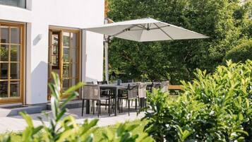 House | Dining