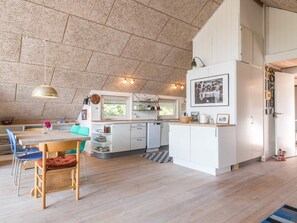 House | Private kitchen - Cozy Lakeside Retreat - By Traum Ferienwohnungen (Fano)