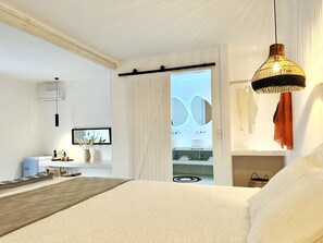 Superior Suite, Pool View - Myconian Theros (Mykonos)