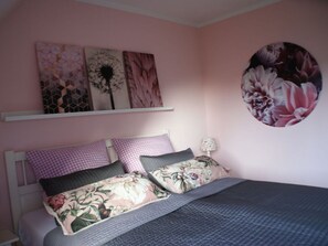 Apartment | 3 Schlafzimmer, individuell eingerichtet, Bügeleisen/Bügelbrett