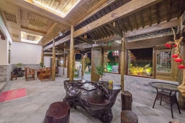 Interior - Liangjia Inn (Yi County)