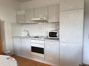 House | Private kitchen - Nice Holiday Home Near the Centre (Cuxhaven)