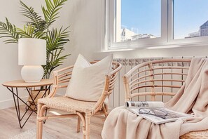 Living area - Main Street Deluxe Apartment (A Coruña)