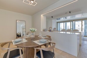 Dining room - Elegant Apartment - Heart of Antwerp (Antwerp)