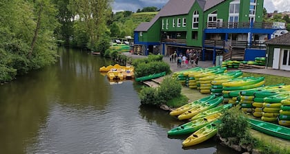 Au Sein de la Suisse Normande, Randonnée, Vélo et le Kayak Pour Tous