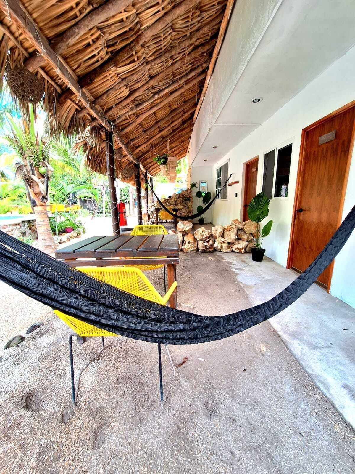 Habitación Confort, baño en la habitación, vista a la alberca | Vista desde la habitación