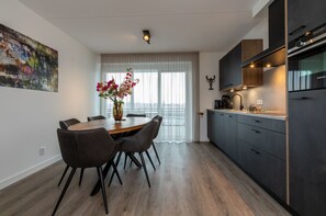 Apartment | Dining - Apartment in Sint-annaland by Oosterschelde (Sint-Annaland)