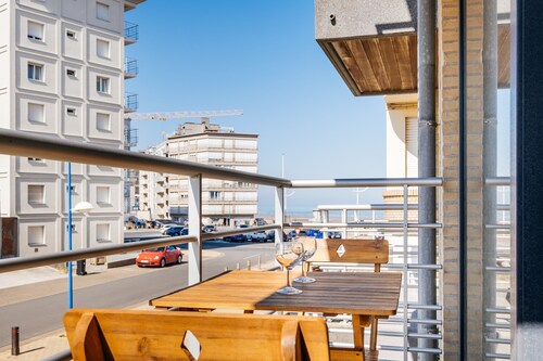 Duplex Near Zeedijk & Center With Sunny Balcony