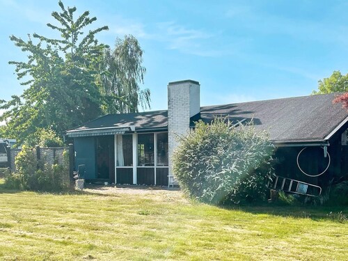 4 Person Holiday Home in Frorup
